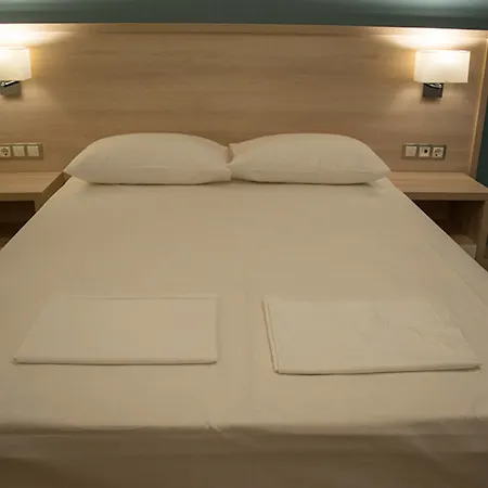 Alarzo Paralia Katerinis