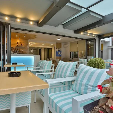 Apartman Alarzo Paralía